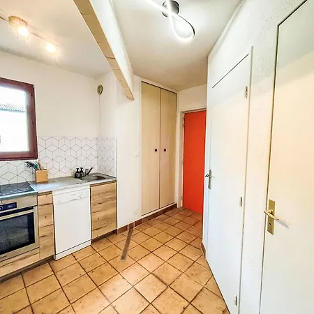 Apartment Les Estivales By Interhome Sanary-sur-Mer
